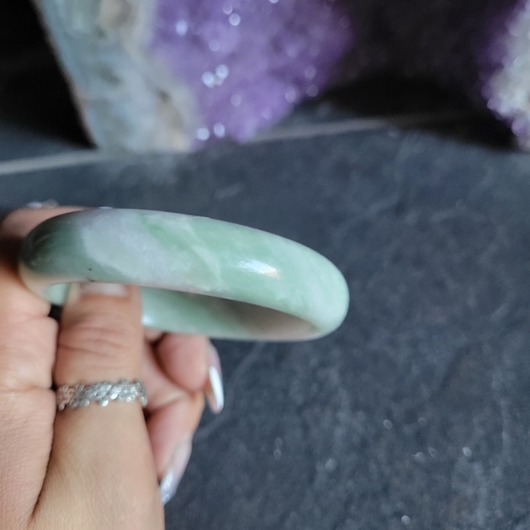 Jade bracelet with buddah candle gift box - Picture 2 of 6